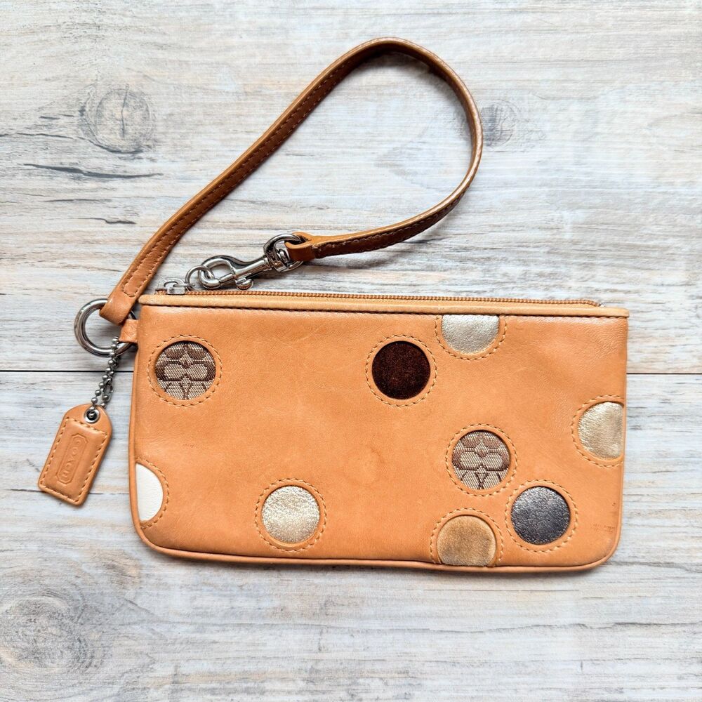Coach Vintage Patchwork Polka Dot Wristlet Tan Leather Rare Y2K Cognac Brown
